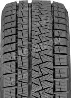 225/60R18 104T